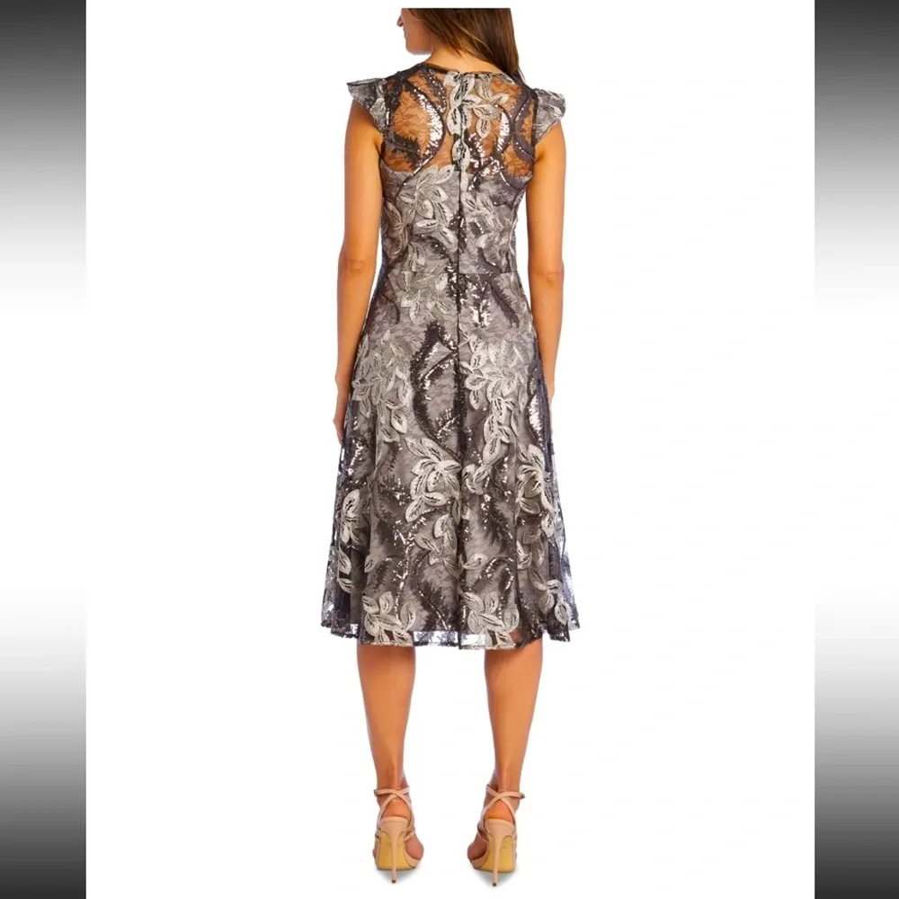 Women’s Formal Dress Sz 18 R&M Richards Floral Embroidery Sequin Gown Champagne